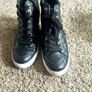 I only wore them once or twice.